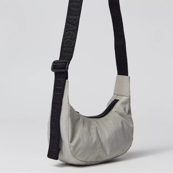 BAGGU Handbags - Baggu Grey Crescent Mini